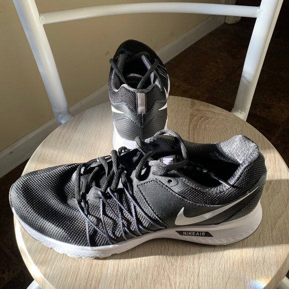 Nike Training shoes - Picture 1 of 3